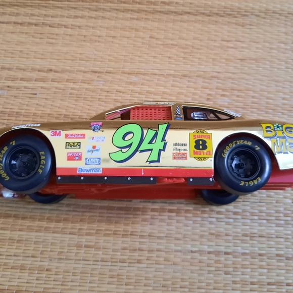 Bill Elliot #94, Limited Ed. 1:24, Racing Champions, McDonalds Gold Car, No Box - Picture 11 of 12